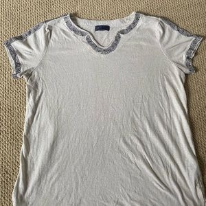 Gap Tee
